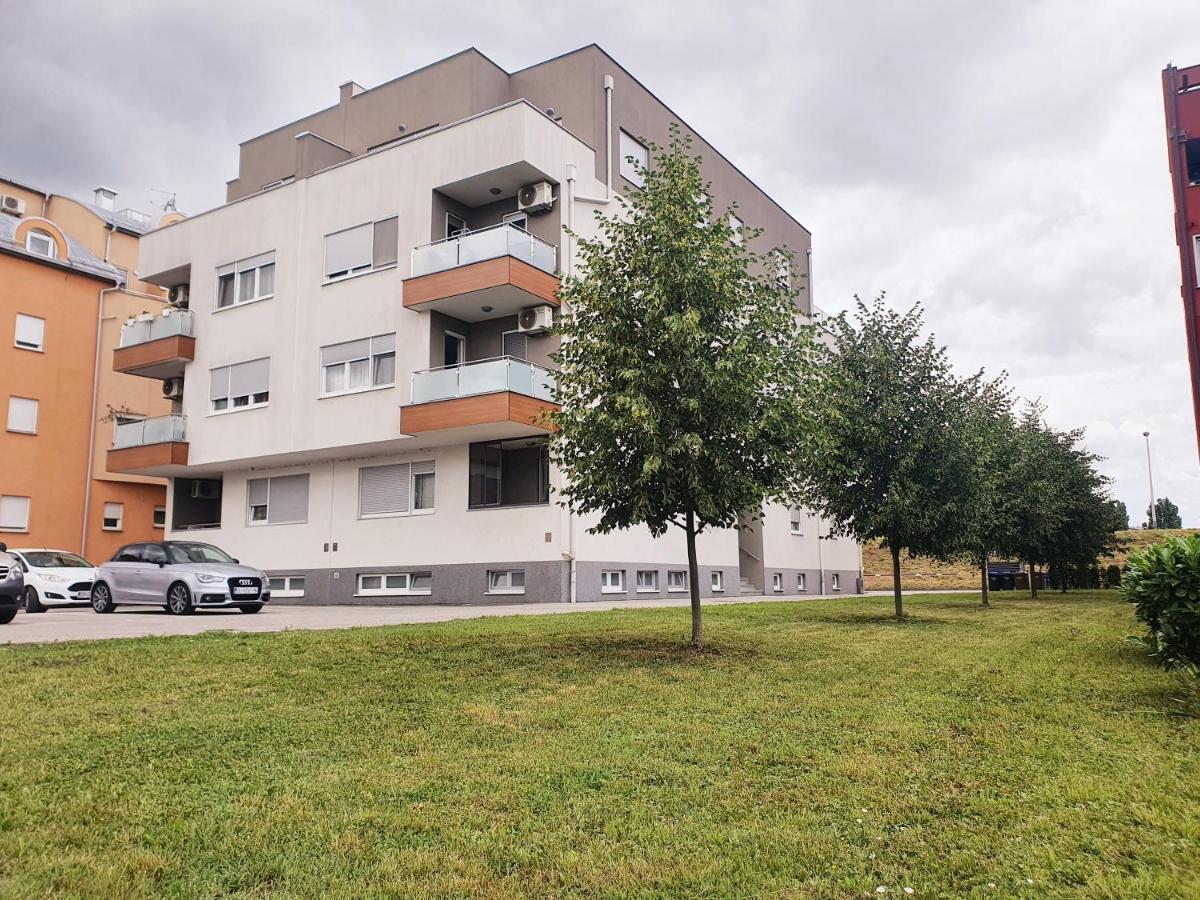 Apartment I Love Zagreb, Free Private Parking מראה חיצוני תמונה